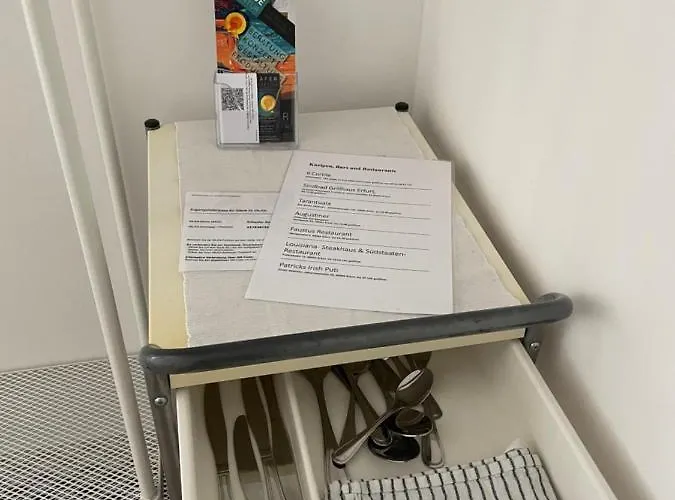 Charmantes Haeuschen Mit Gaestezimmer In