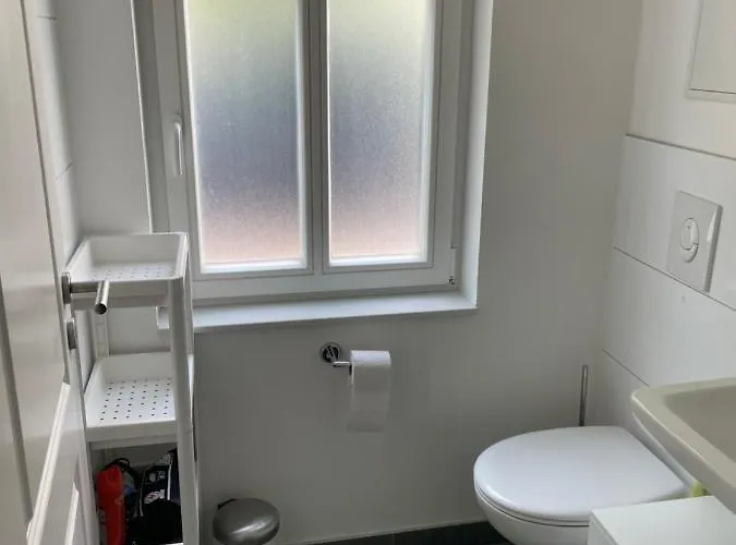 Charmantes Haeuschen Mit Gaestezimmer In Appartement *